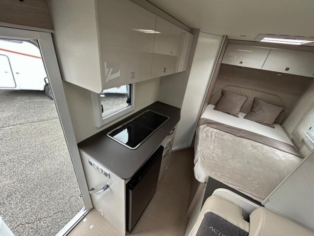 Burstner Lineo T 569 - Photo 4