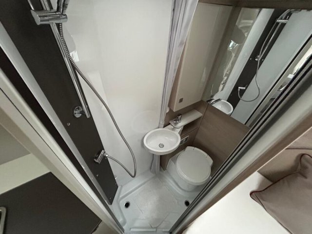 Burstner Lineo T 569 - Photo 7