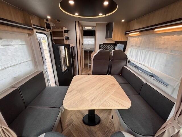 Challenger 384 Etape Edition - Photo 2