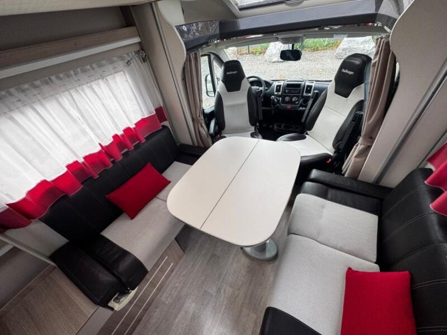 Challenger Mageo 270 - Photo 4