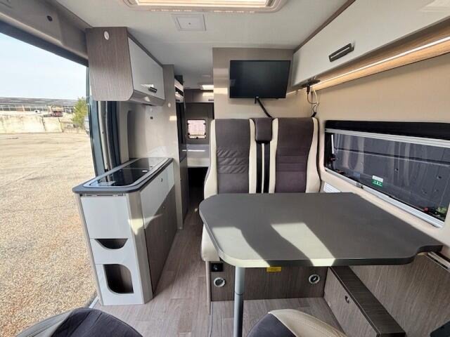 Challenger V114 Road Edition VIP - Photo 2