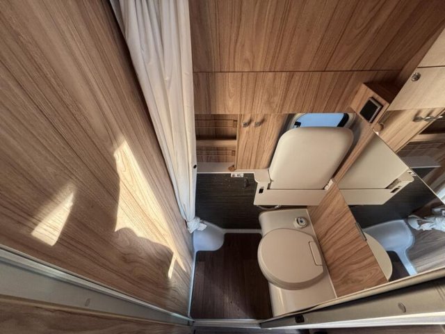 Hymer Camper Vans / Hymercar Grand Canyon S - Photo 5