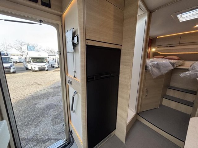 Rapido 866 F 2025 - Photo 8