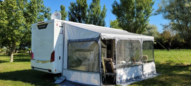 Rapido 8096 DF 60 ans Occasion