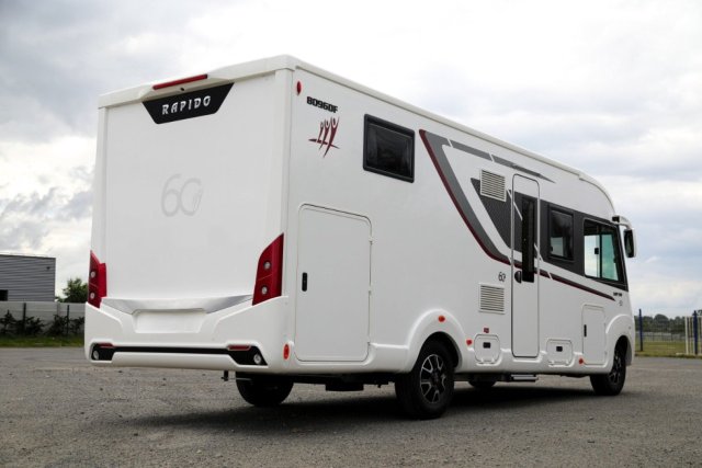 Rapido 8096 DF 60 ans - Photo 3