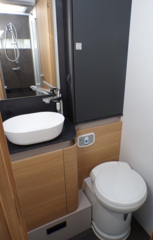 Adria Matrix Plus 670 DL - Photo 7