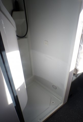 Adria Twin 600 SPB - Photo 2