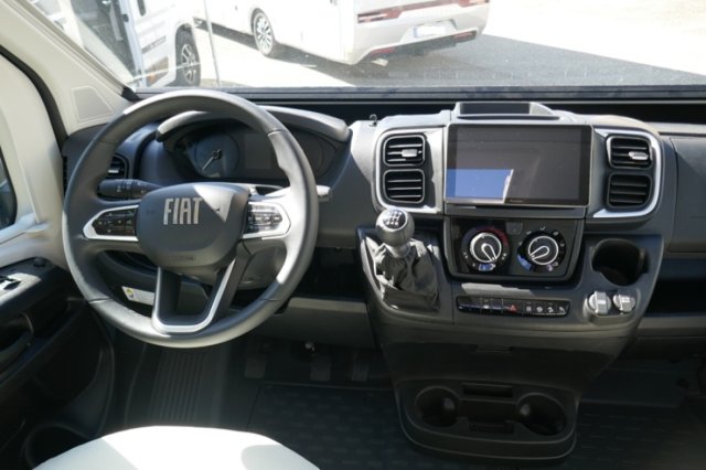 Mc Louis Menfys Van 3 Signature - Photo 8