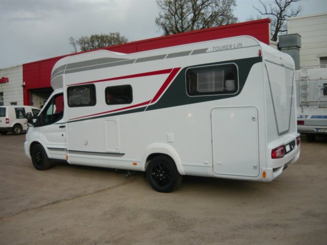 LMC Tourer Lift H 664 - Photo 4