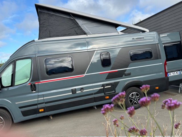 Adria Twin Sports 640 SLB Long - Photo 2