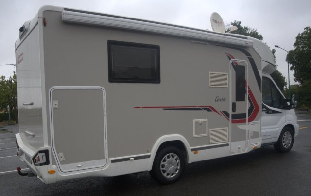 Challenger 358 EB Graphite Edition - Photo 6