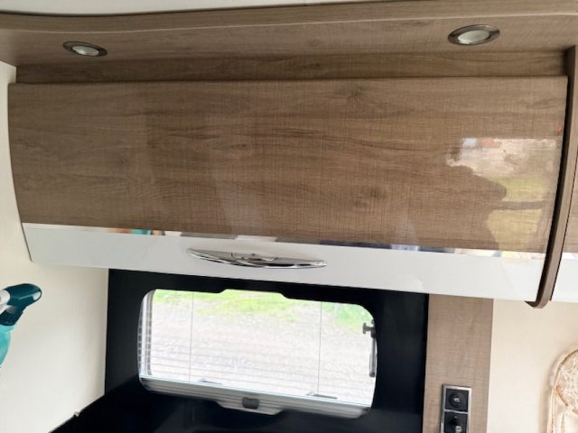 Bavaria Initial I781GJ Allure - Photo 7