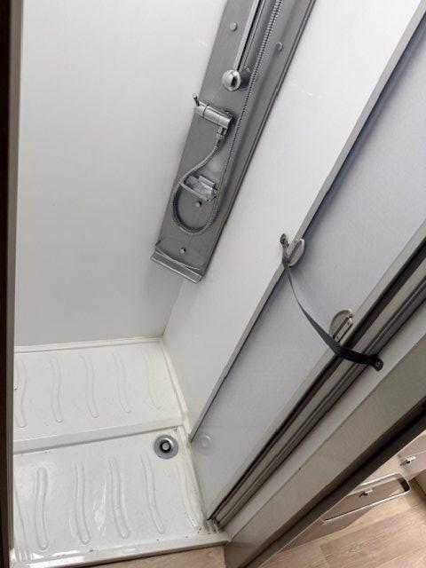 Bavaria Initial I781GJ Allure - Photo 14