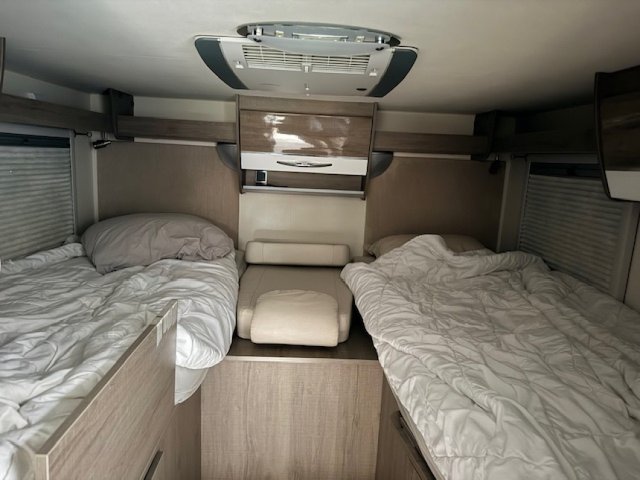 Bavaria Initial I781GJ Allure - Photo 17