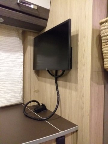 Burstner Averso 570 TS - Photo 12