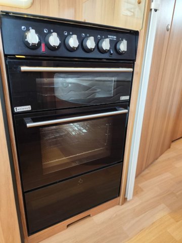 Bailey Unicorn Valencia - Photo 18