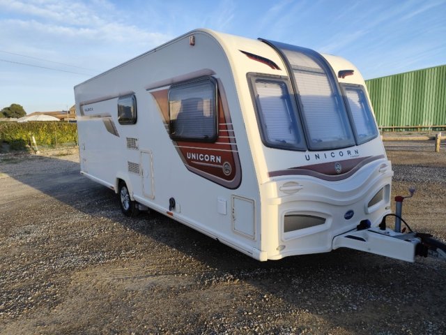 Bailey Unicorn Valencia - Photo 21