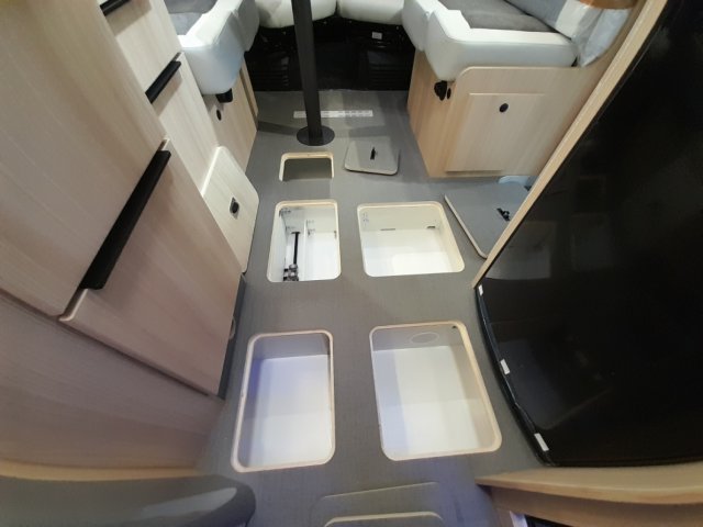 Autostar Premice I 740 LC PASSION - Photo 17