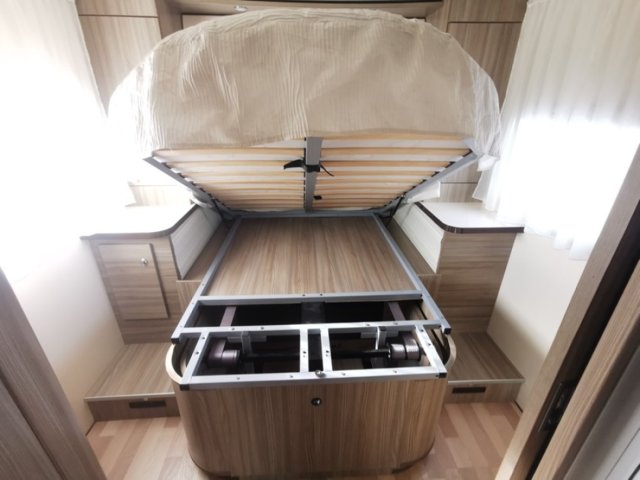 Autostar Prestige P 720 LC PRIVILEGE - Photo 14