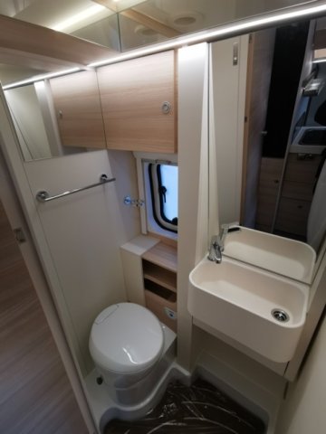 Eura Mobil V 635 HB - Photo 10