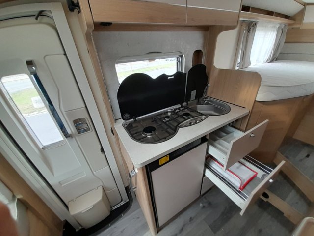 LMC Breezer V 643 65 YEARS EDITION G - Photo 8