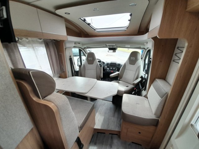 LMC Breezer V 643 65 YEARS EDITION G - Photo 15