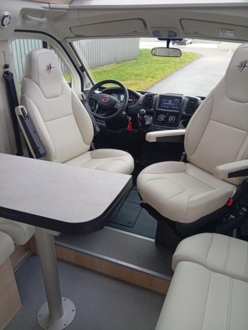 Rapido 696 F - Photo 9