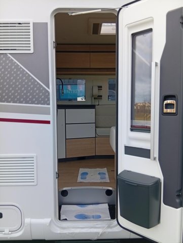 Rapido 8096 DF - Photo 8