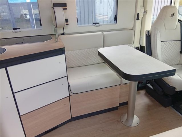 Rapido 8096 DF - Photo 9