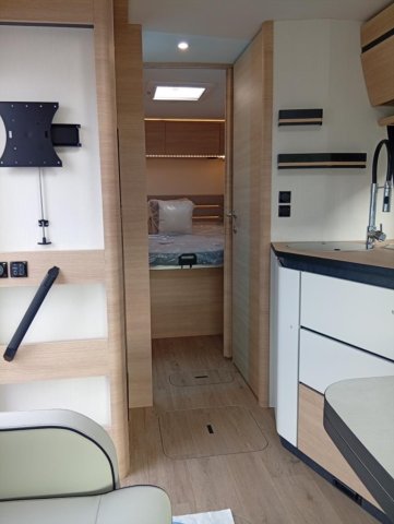 Rapido 8096 DF - Photo 11