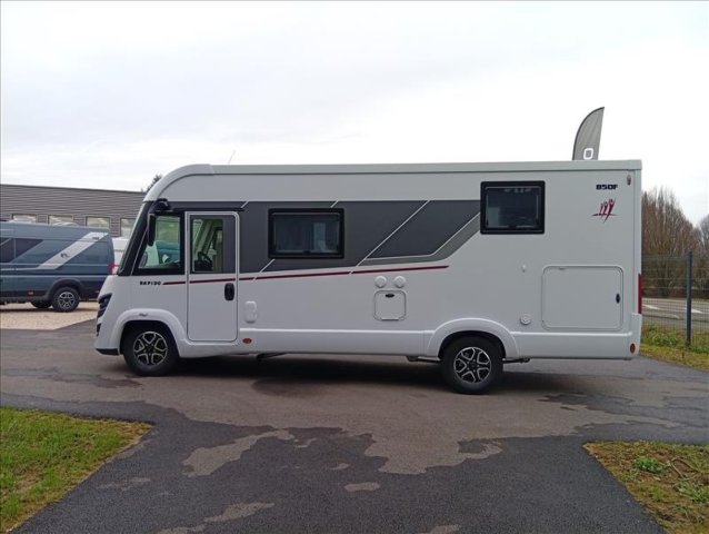 Rapido 850 F - Photo 3