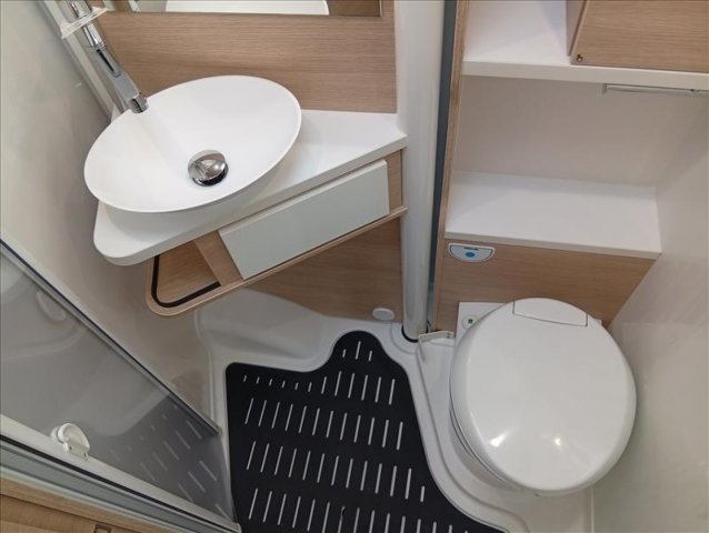 Rapido 850 F - Photo 21