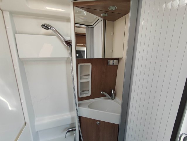 Malibu Diversity 640 LE K van coupe - Photo 8