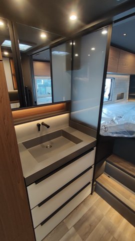 Niesmann+Bischoff Arto 88 + bischoff - Photo 7