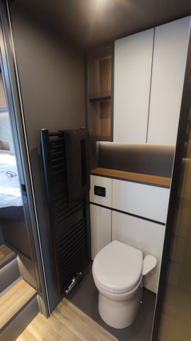 Niesmann+Bischoff Arto 88 + bischoff - Photo 9