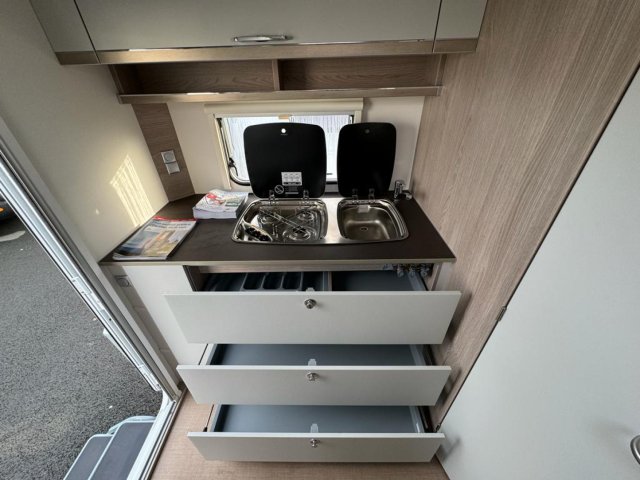 Burstner Premio 470 TS - Photo 6