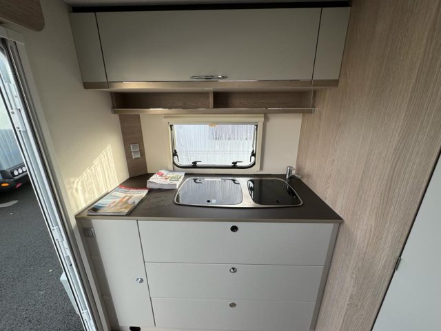 Burstner Premio 470 TS 470ts - Photo 2