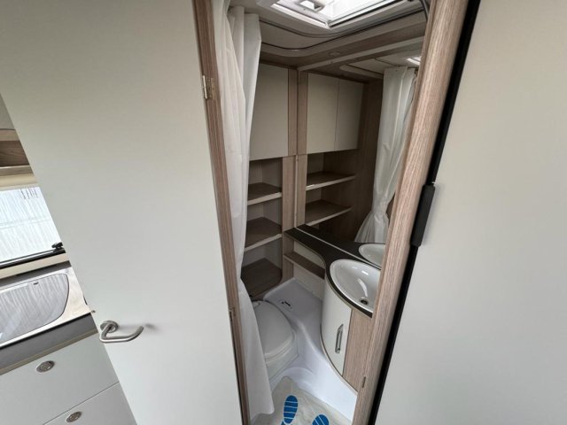 Burstner Premio 470 TS 470ts - Photo 8