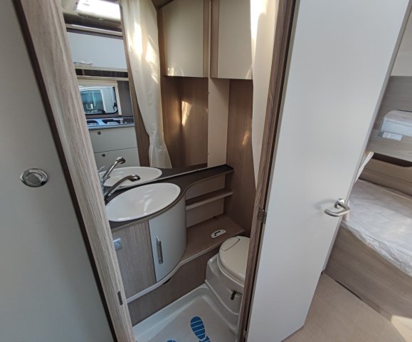 Burstner Premio Plus 440 TK brava - Photo 7