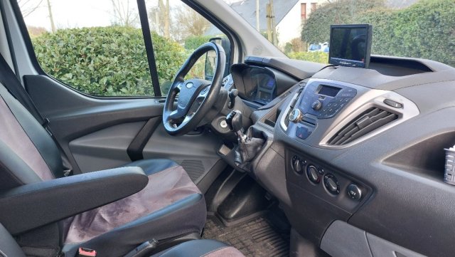 Ford Fourgon Van Custom Trend L2H2 - Photo 5