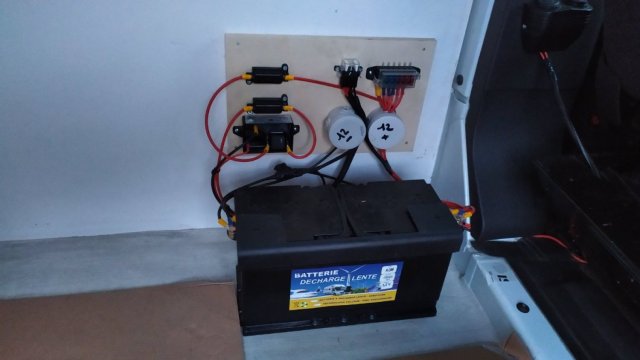 Ford Fourgon Van Custom Trend L2H2 - Photo 25