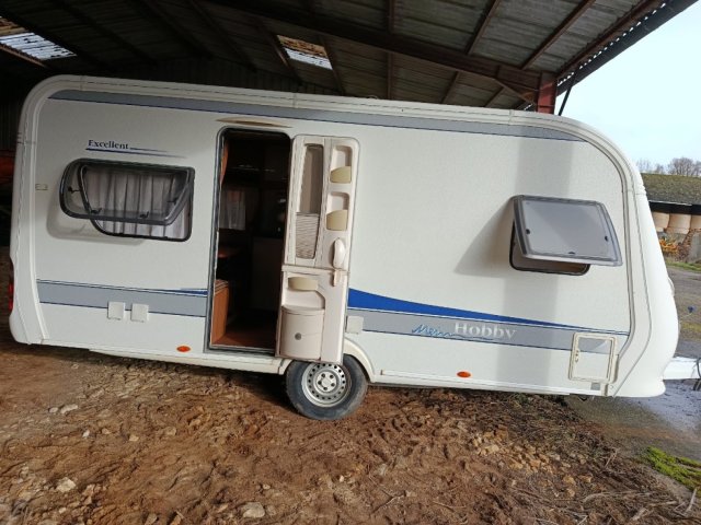 Hobby De Luxe 460 UFE - Photo 2