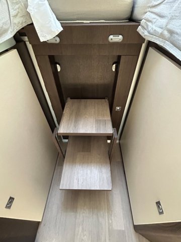 Benimar Tessoro 463 Up - Photo 38