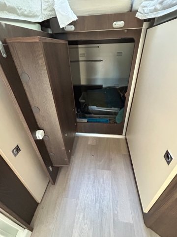 Benimar Tessoro 463 Up - Photo 39