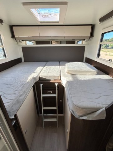 Benimar Tessoro 463 Up - Photo 40