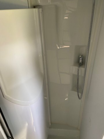 Adria Twin Supreme 640 SGX - Photo 2