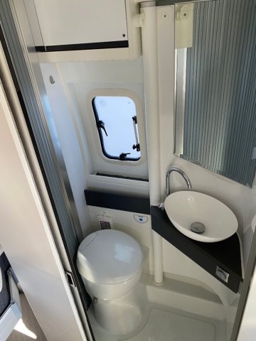 Adria Twin Supreme 640 SGX - Photo 3