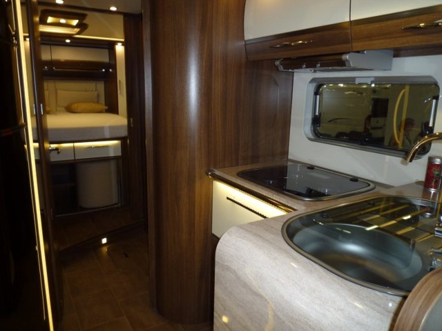 Burstner Elegance I 890 cuir - Photo 2