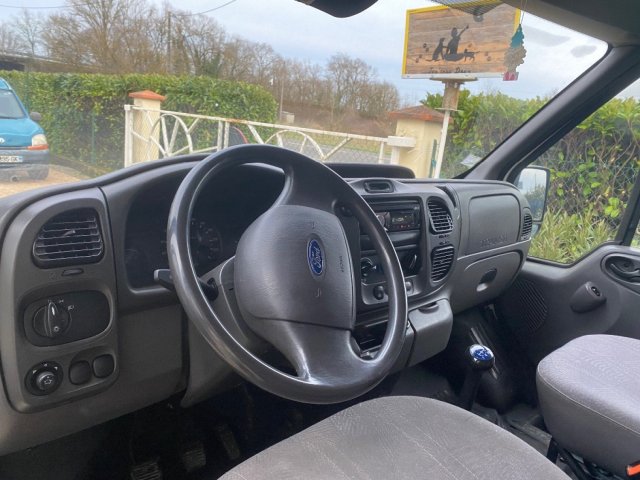Ford Transit - Photo 14