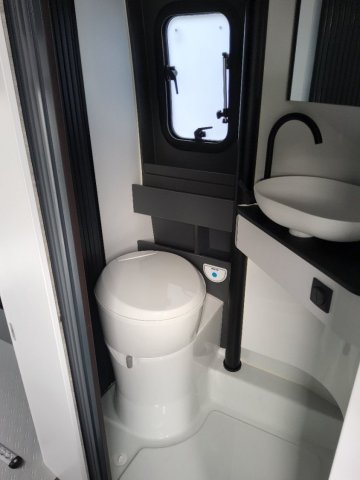 Adria Twin Sports 640 SGX - Photo 12